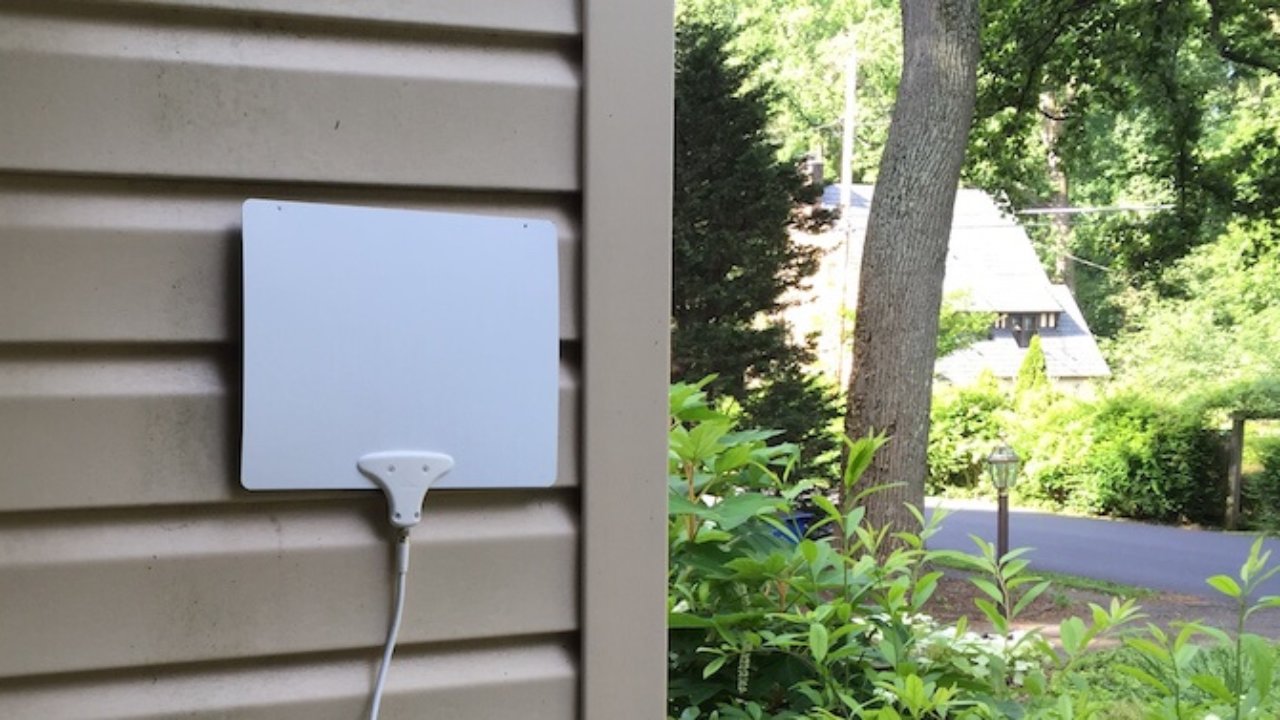 Mohu Leaf (50 And 30) Indoor HDTV Antenna Review | Grounded Reason